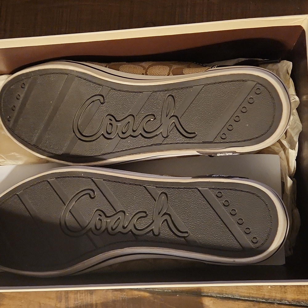 Coach Brodi Sneakers, Signature C Brown Patent Size 9.5 - Picture 7 of 8